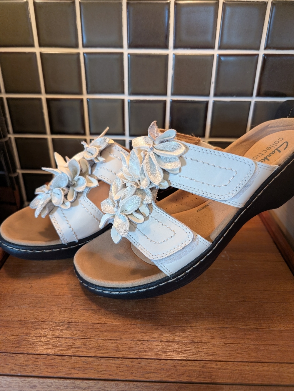 Clarks White Floral Leather Slide Sandals